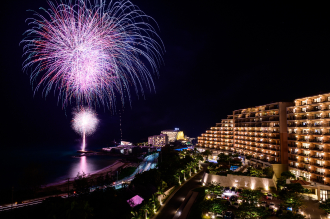 夏の沖縄を１日中愉しめるSpecialイベント「Kafuu Resort Summer fest 2024」7/13(土)～９/30(月)　-お部屋のバルコニーで愉しむ打上げ花火を２０日間開催-
